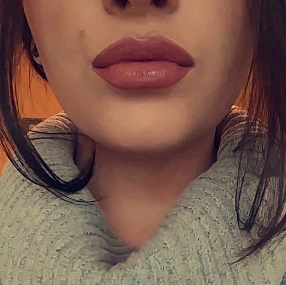 Meet your Posher, Marissa - Picture 1 of 1